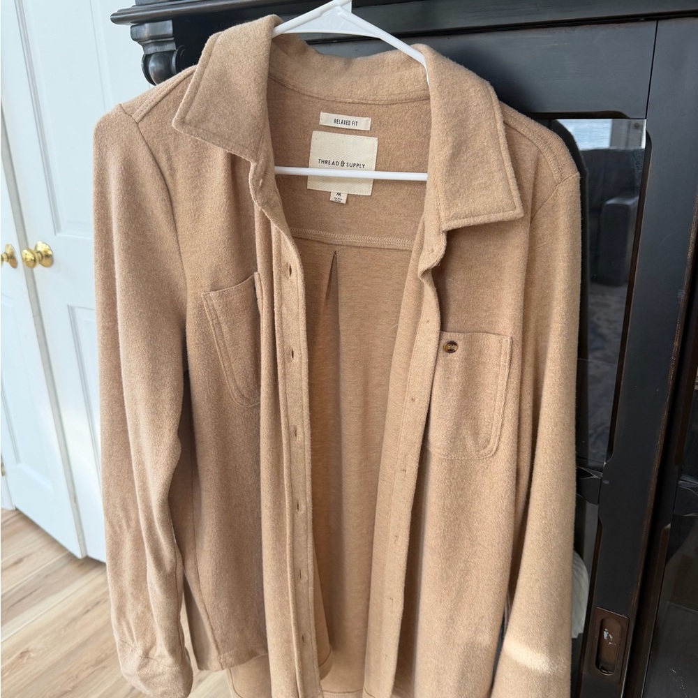 Thread and Supply Shirt Jacket. Women’s Sz-M Coffee Color | Neutral | Shacket - Picture 5 of 13